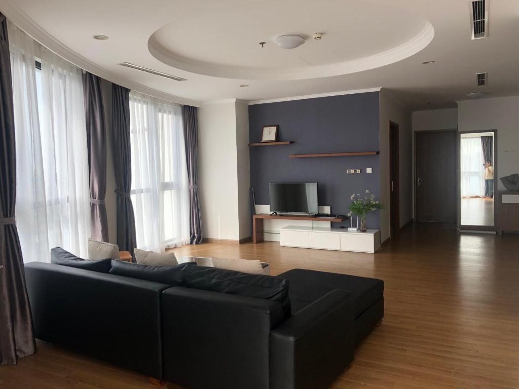 Vinhomes Royal City Luxury Apartment 3 Br