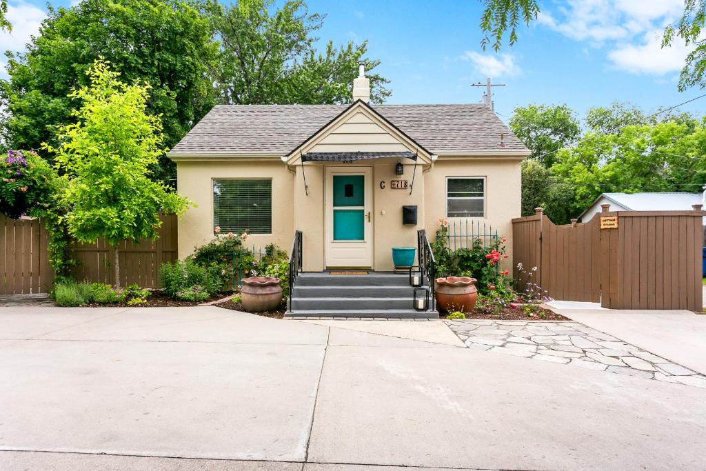 North End Cottage image