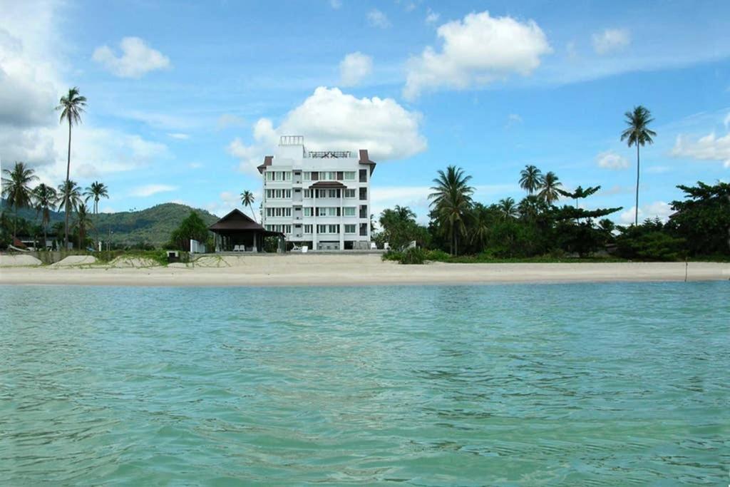 Khanom Beachfront Apartment 3 Internet 100 Mbps photo 2