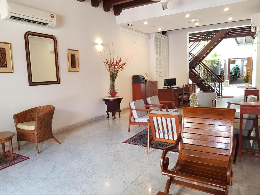 Heeren Straits Hotel photo 2