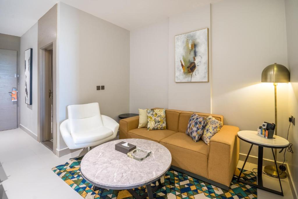 Ewaa Express Hotel - Buraydah photo 4