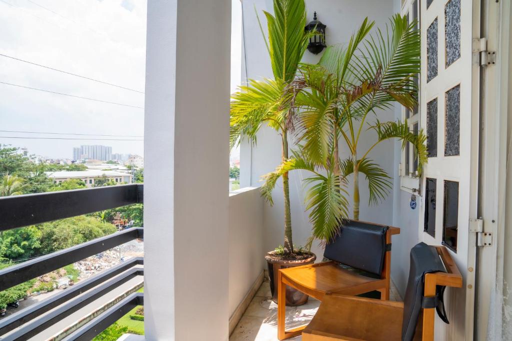 OYO 624 Nhu Huynh Hotel