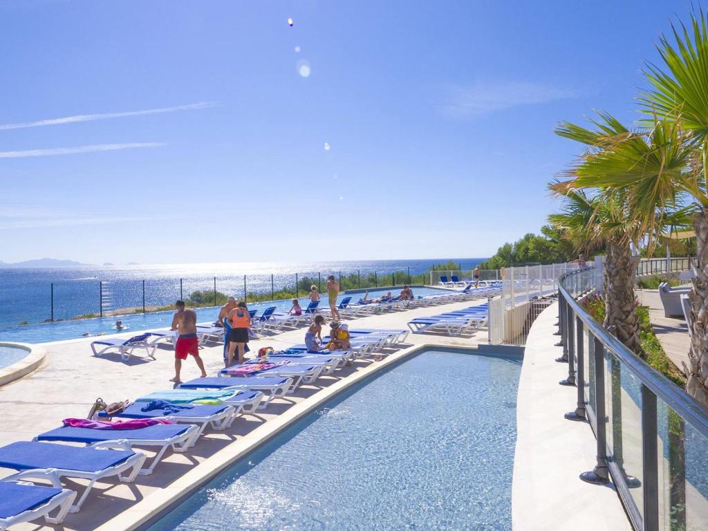 Martigues, Camping de l'Arquet ****