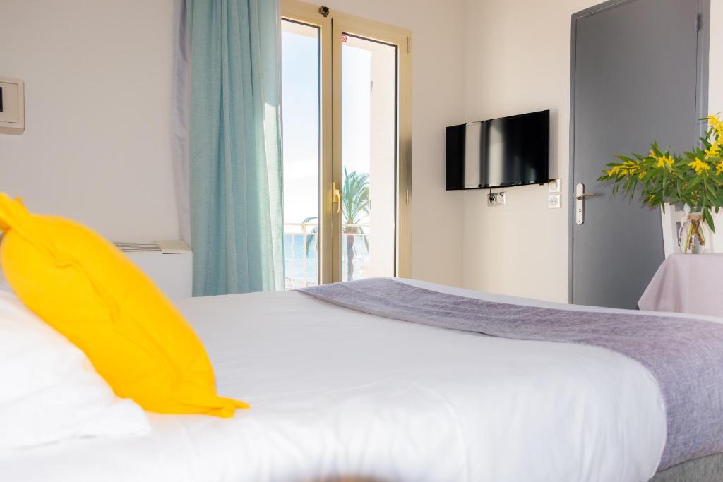 Hotel et Appartements Reine D'Azur photo 4