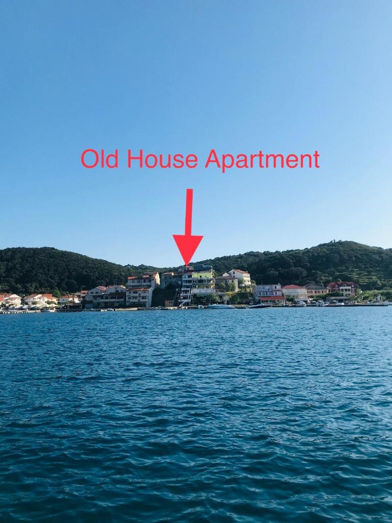Seaside Old House Apartment photo 3