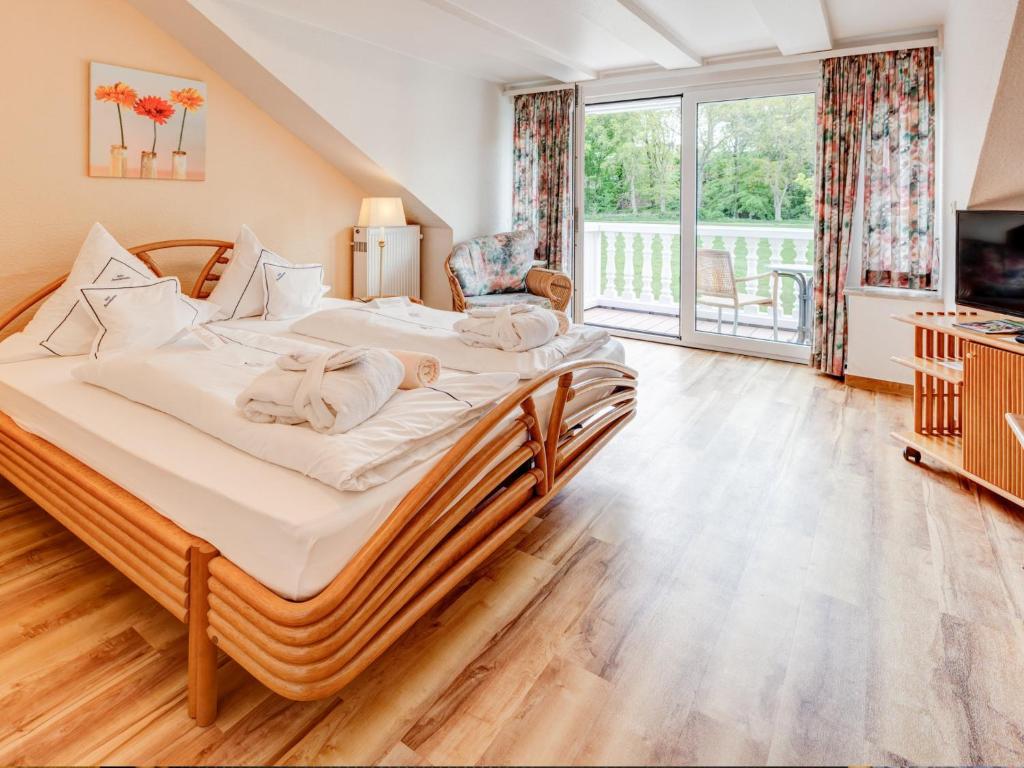 Hotel Seeschlösschen photo 2