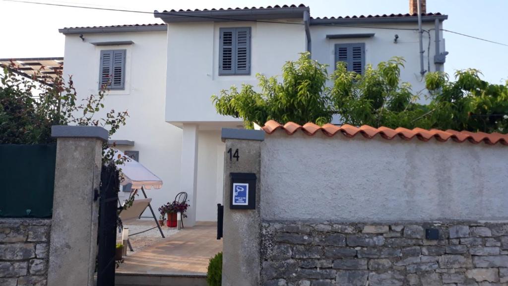 Holiday Home Dioniza photo 4