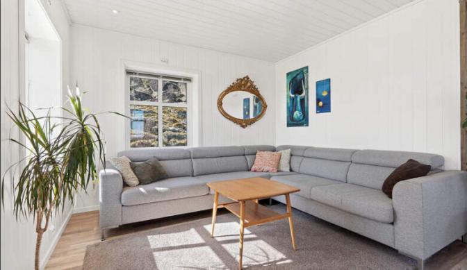 Ragnahuset - Koselig minihus i fiskevær photo 3