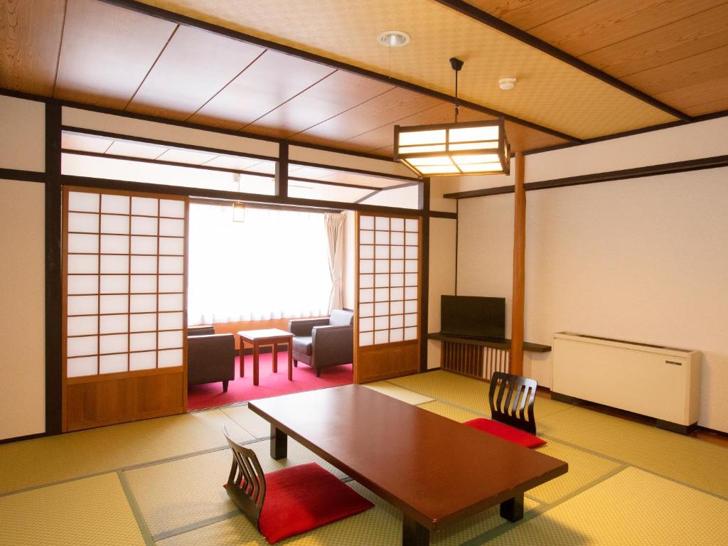 Ichiryukaku Honkan photo 2