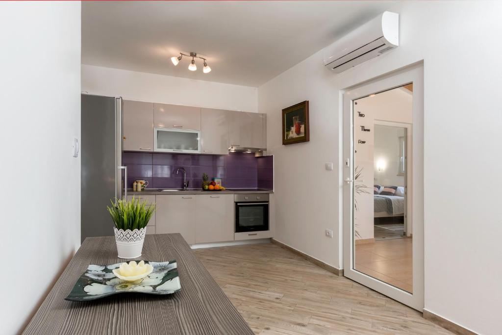 House Bumbiste 1703 photo 3