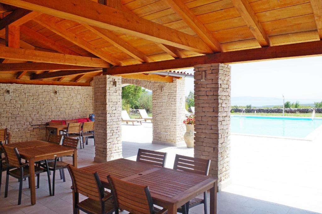 Holiday apartments in house Sanja photo 4