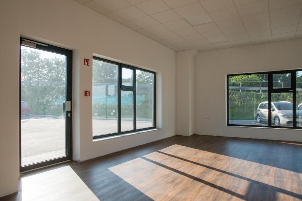 Roko Garni Hotel photo 4
