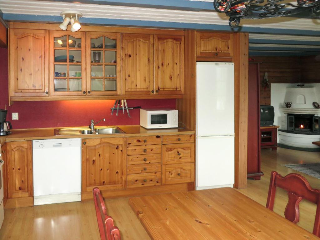 Chalet Anna - FJH661 by Interhome photo 3