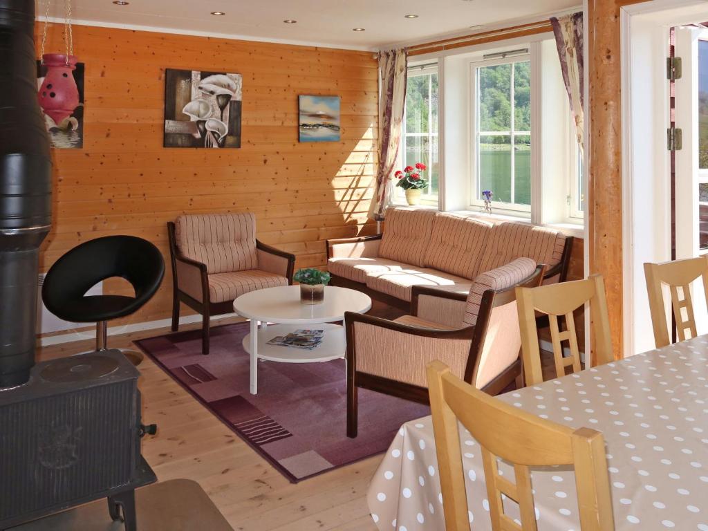 Chalet Rødhette - FJS386 by Interhome photo 3