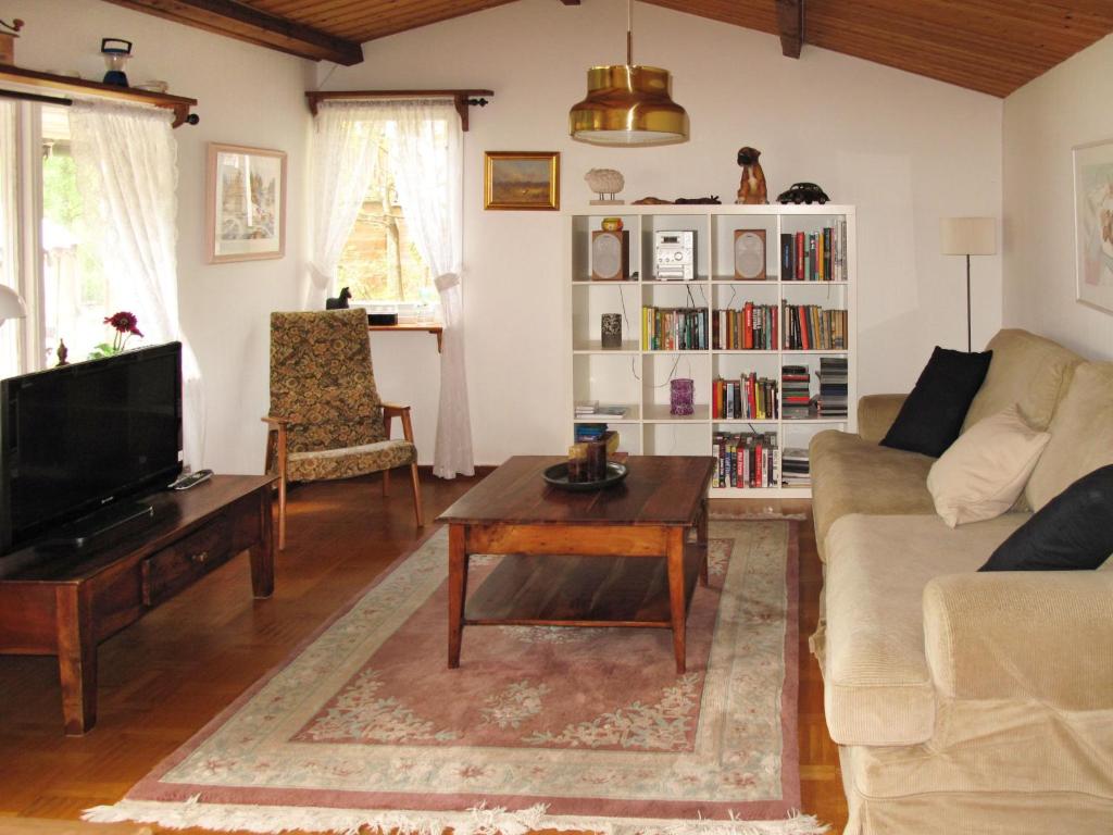 Holiday Home Munkhalla Morgonsolen - B photo 2