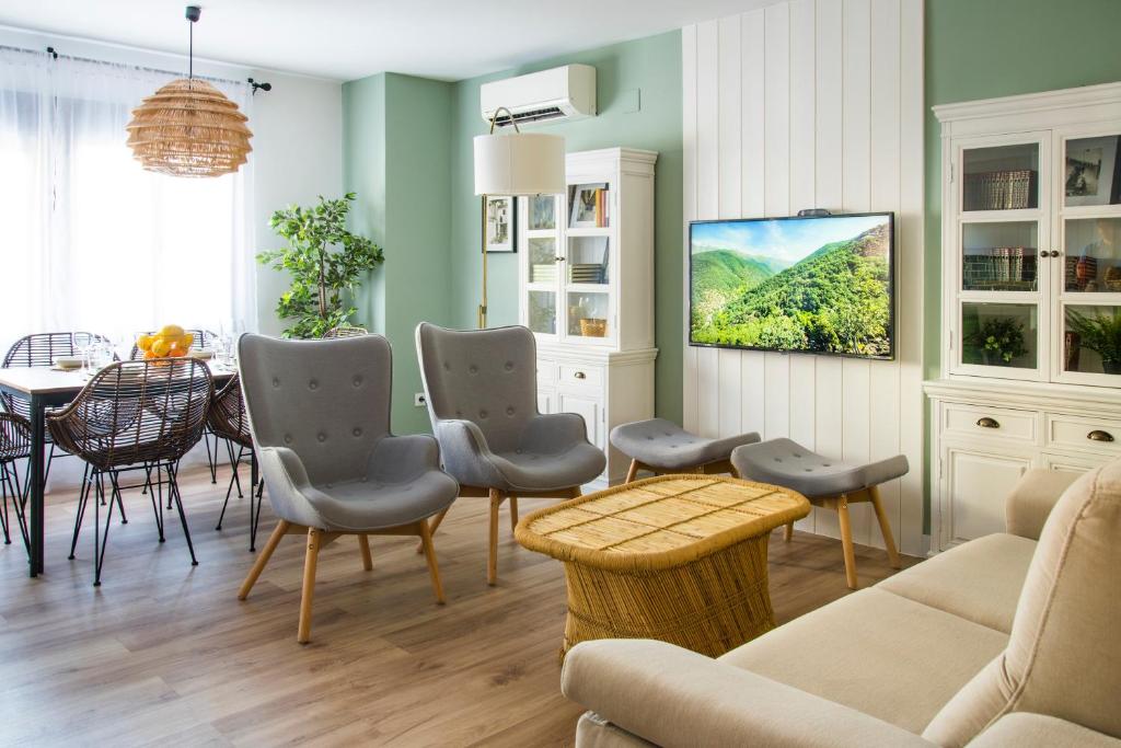 Candeleda Suite photo 1