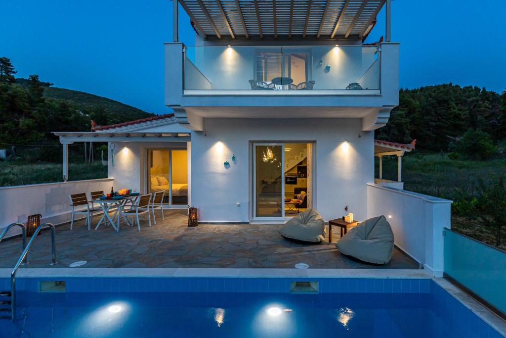 Villa Amarandos photo 2