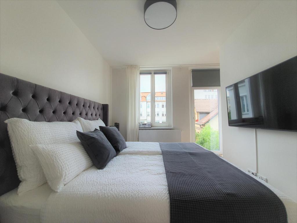PB Ferienwohnungen - FeWo 4 - Stilvoll eingerichtetes Studio im Herzen Senftenbergs photo 3