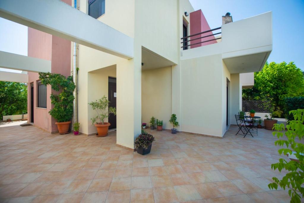 The Ixian Emerald Guest House photo 1
