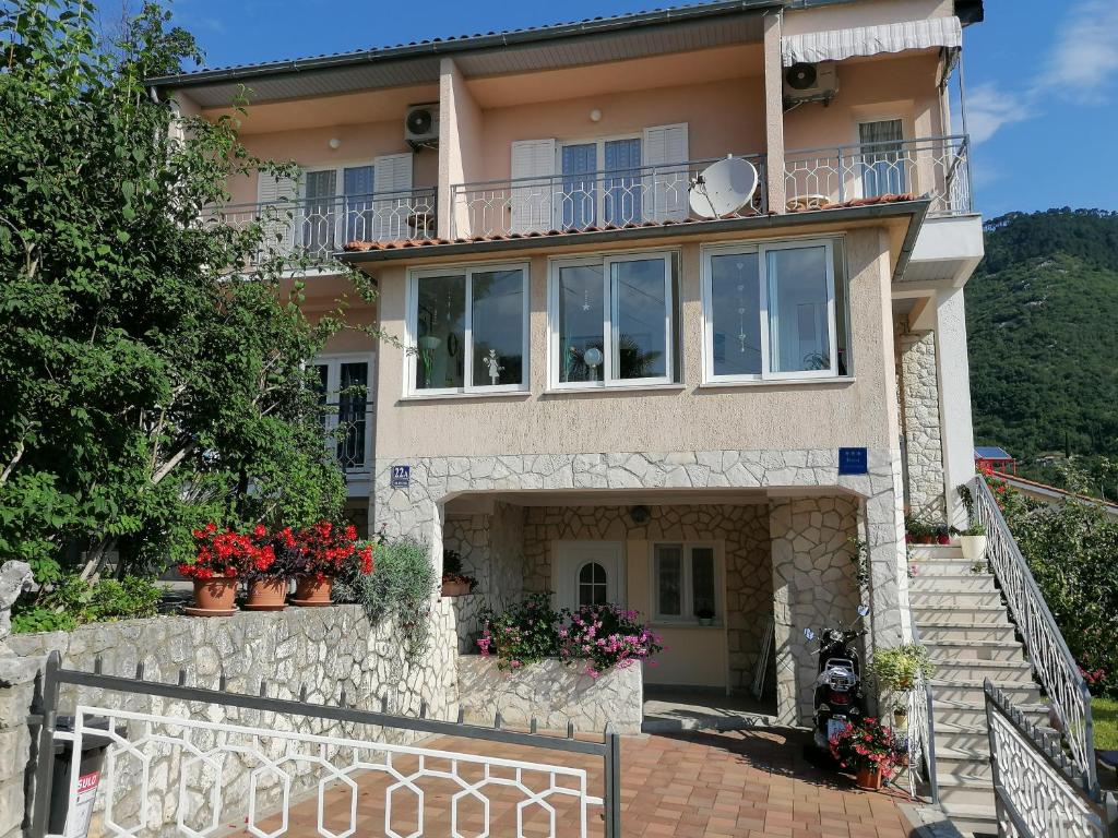 Apartments Tonka Franković photo 4