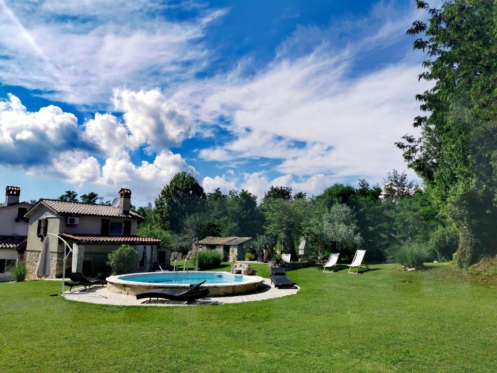 Holiday House VUKI photo 3