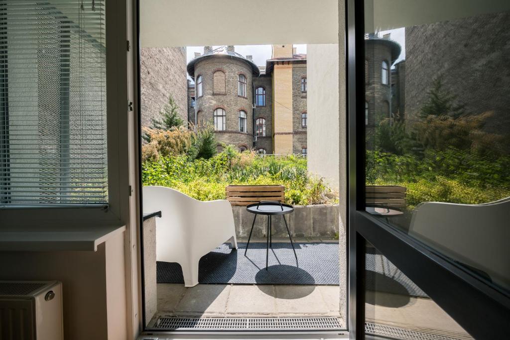 Одноместный (Одноместный номер с общим душем и туалетом), Dean's College Hotel