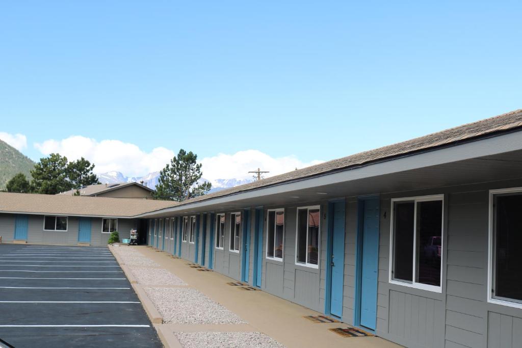 Columbine Inn photo 3