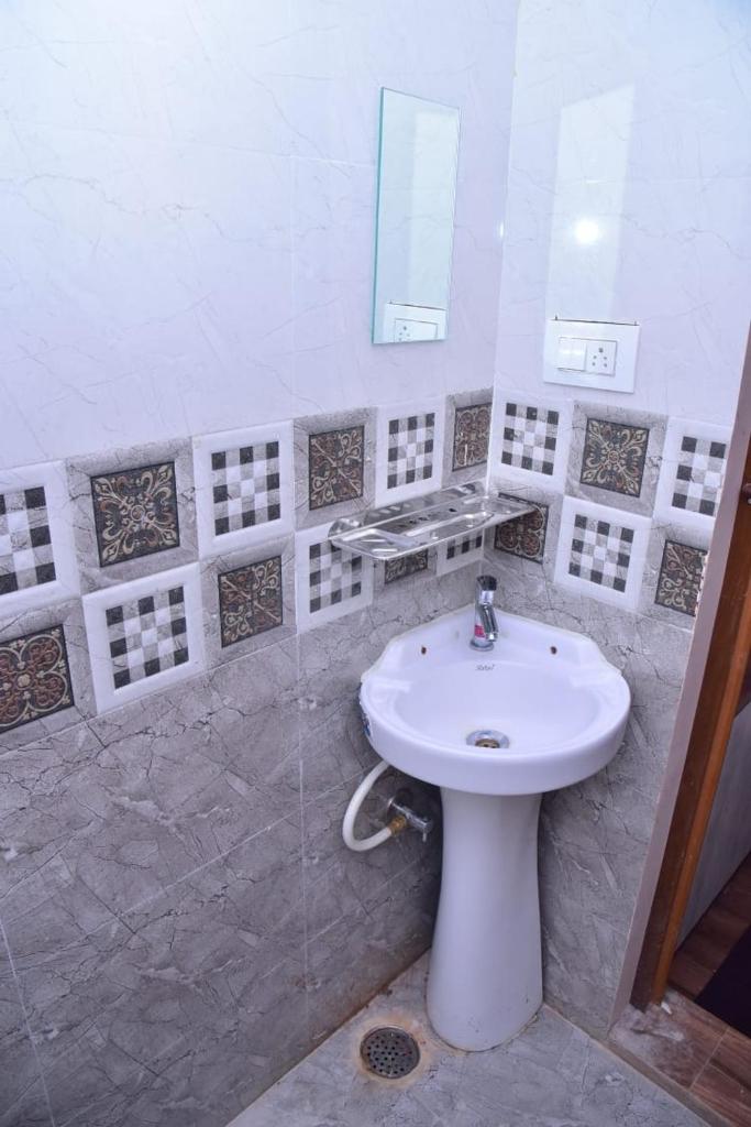 Семейный (Стандартный семейный номер), Hotel Kavin's inn