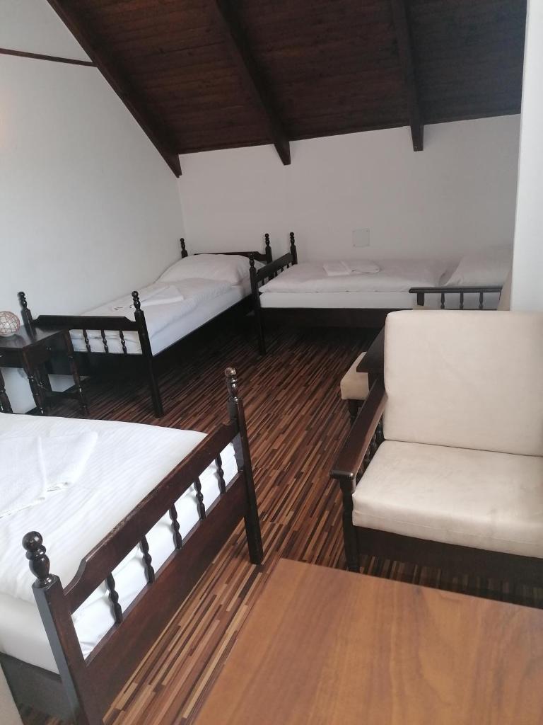 Трехместный (Трехместный номер), Motel M