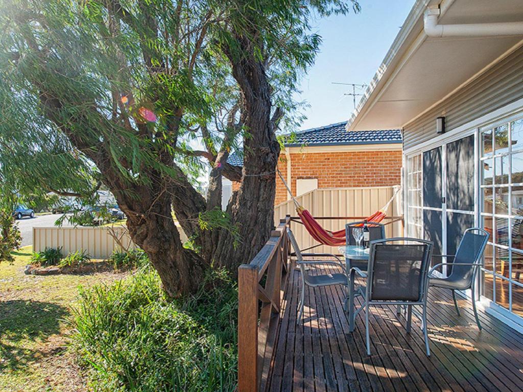 The Croft Cosy Beach House with Aircon and only 270m to the Beach photo 1