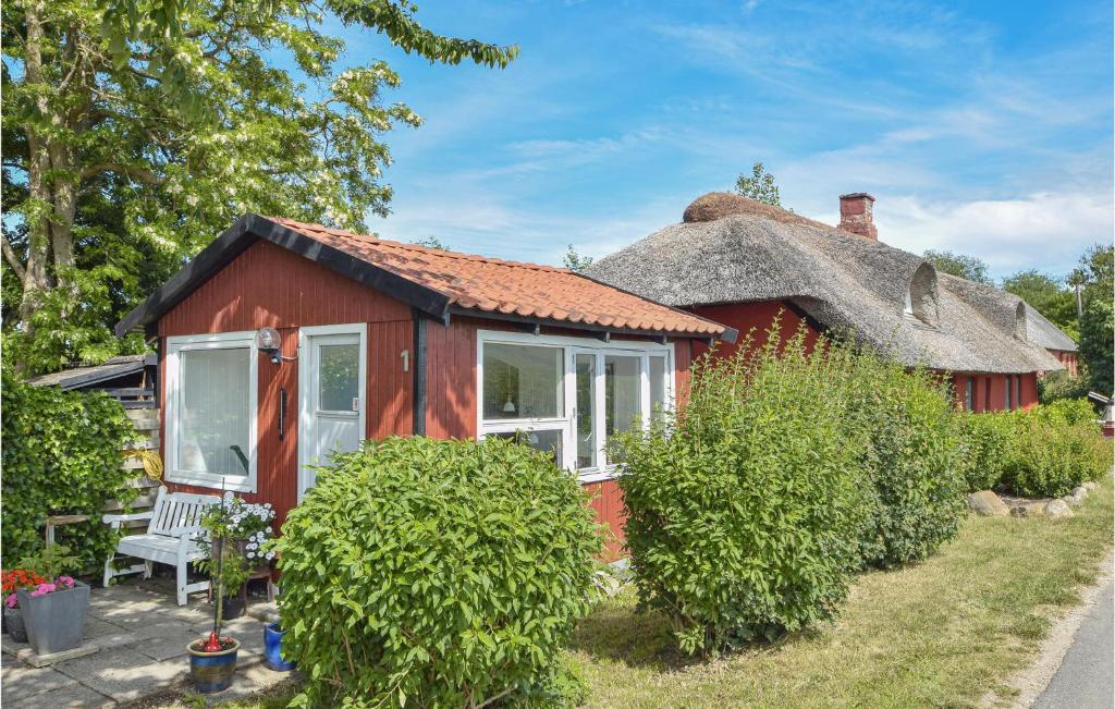 Awesome Home In Juelsminde With 2 Bedrooms And Wifi