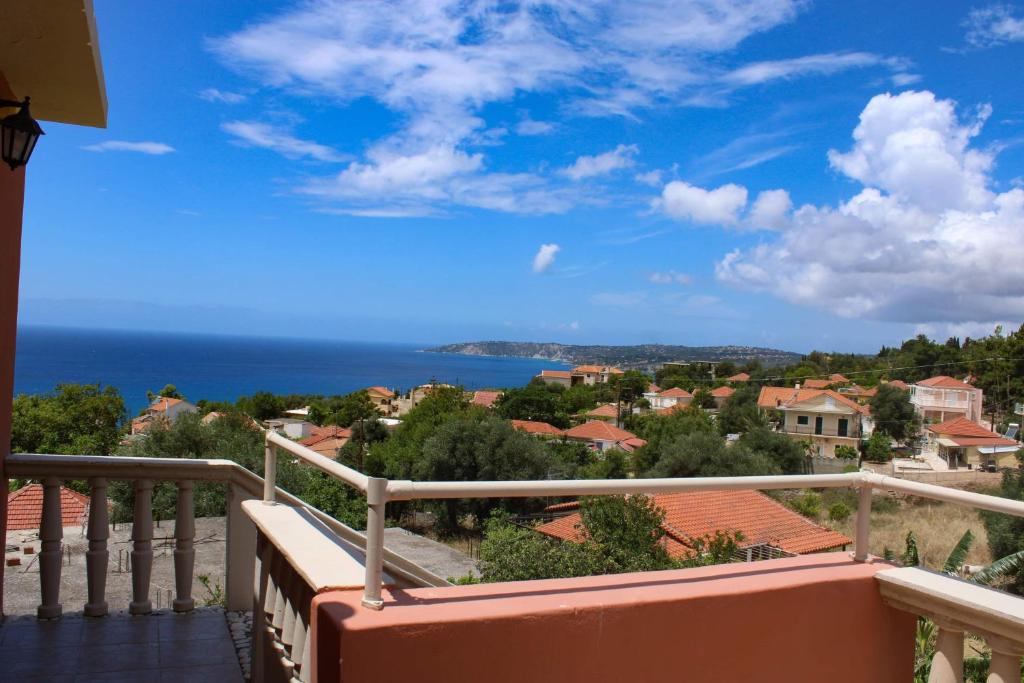 Marinos Studios at Lourdata village photo 4