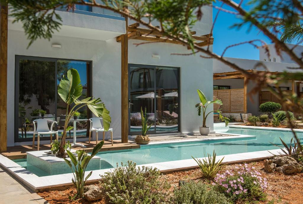Paralos Lifestyle Beach Adults Only photo 3