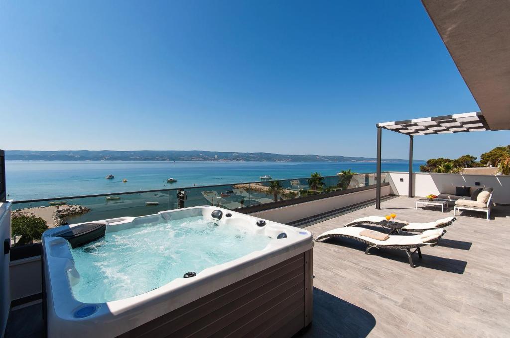 Apartments & luxury penthouse Duće Omiš photo 3