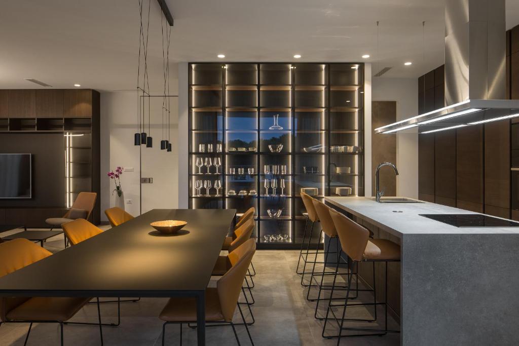 Design Villa Noble with Spa photo 3