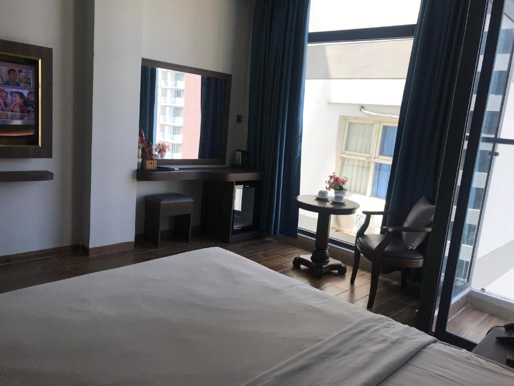 Двухместный (Двухместный номер Делюкс с 1 кроватью), GRAND BEACH HOTEL