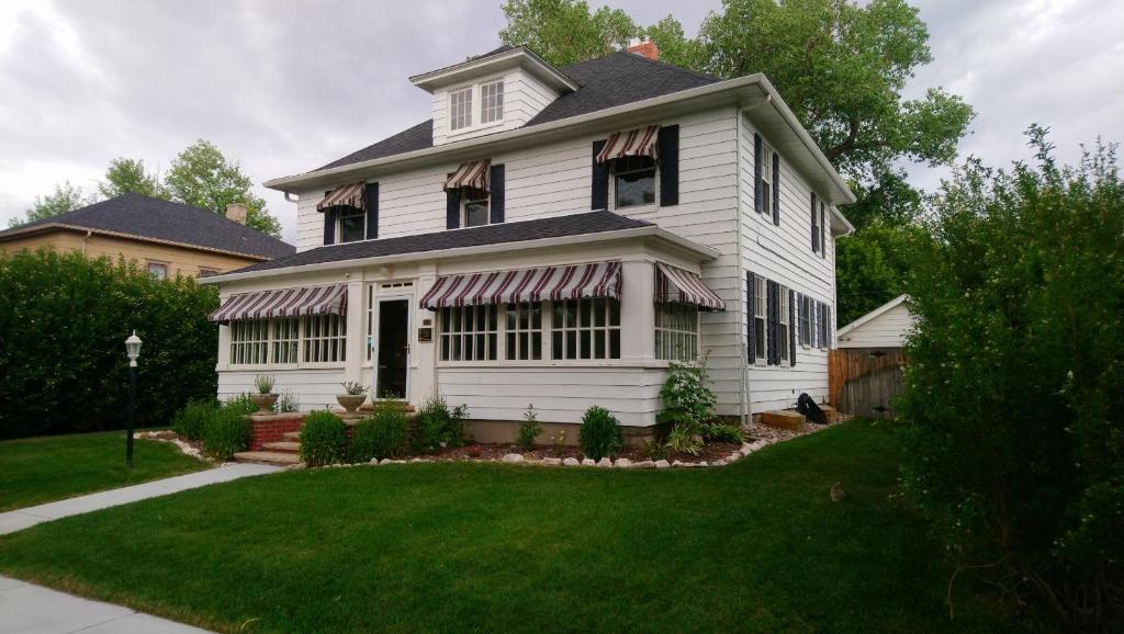 Governors Home image