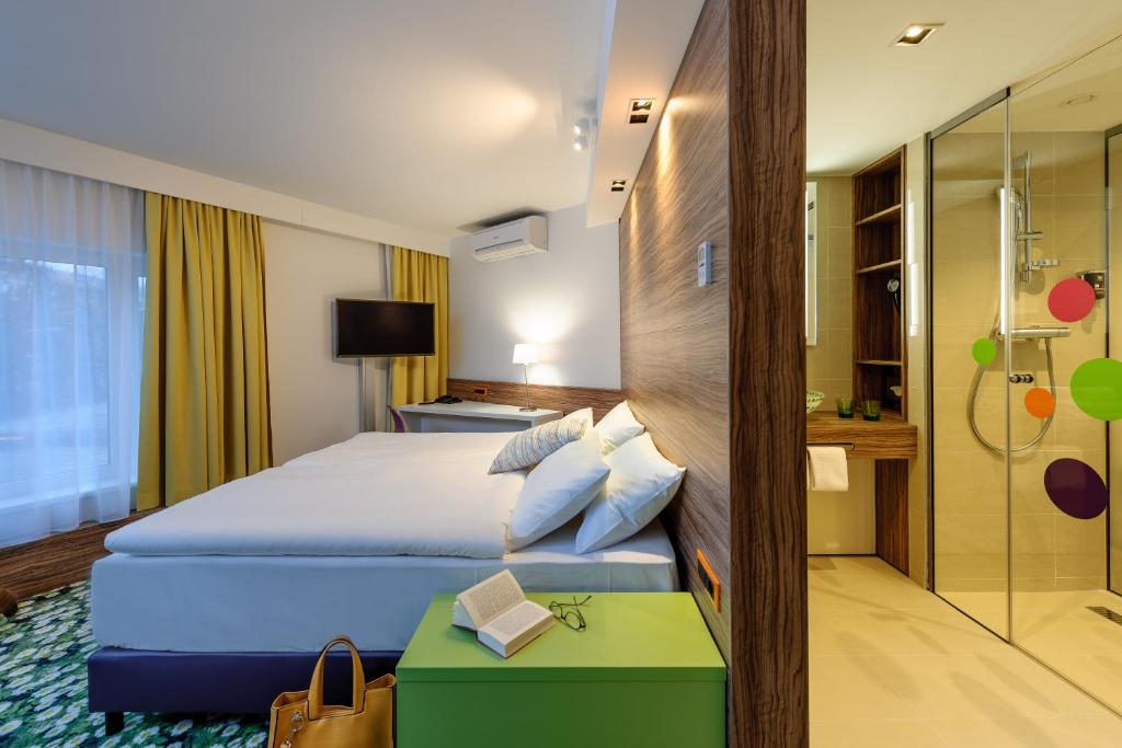 Двухместный (Улучшенный двухместный номер с 1 кроватью), Ibis Styles Wien City