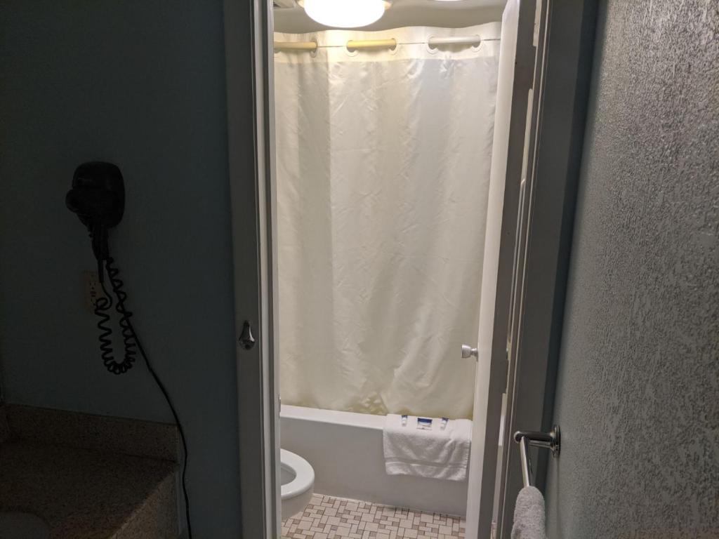 Executive Inn photo 4