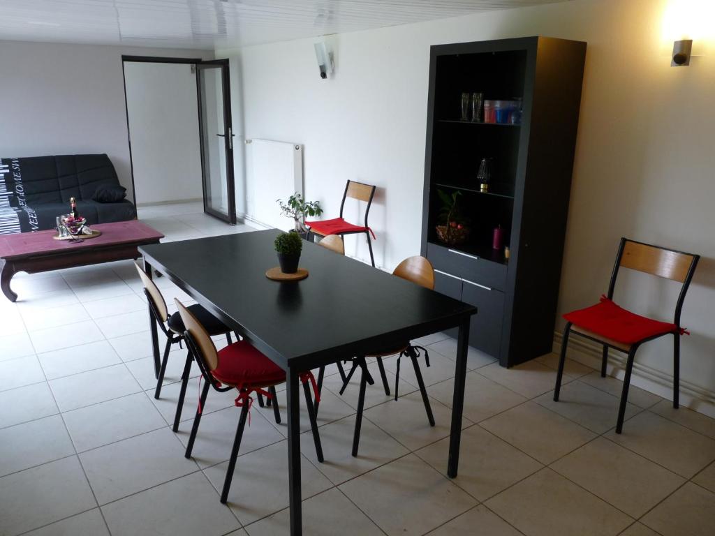 Les Landes avec Terrasse et Jardin photo 2