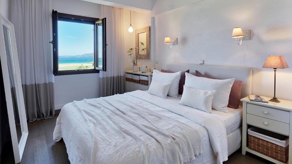 Soleado Beachfront Villa photo 4