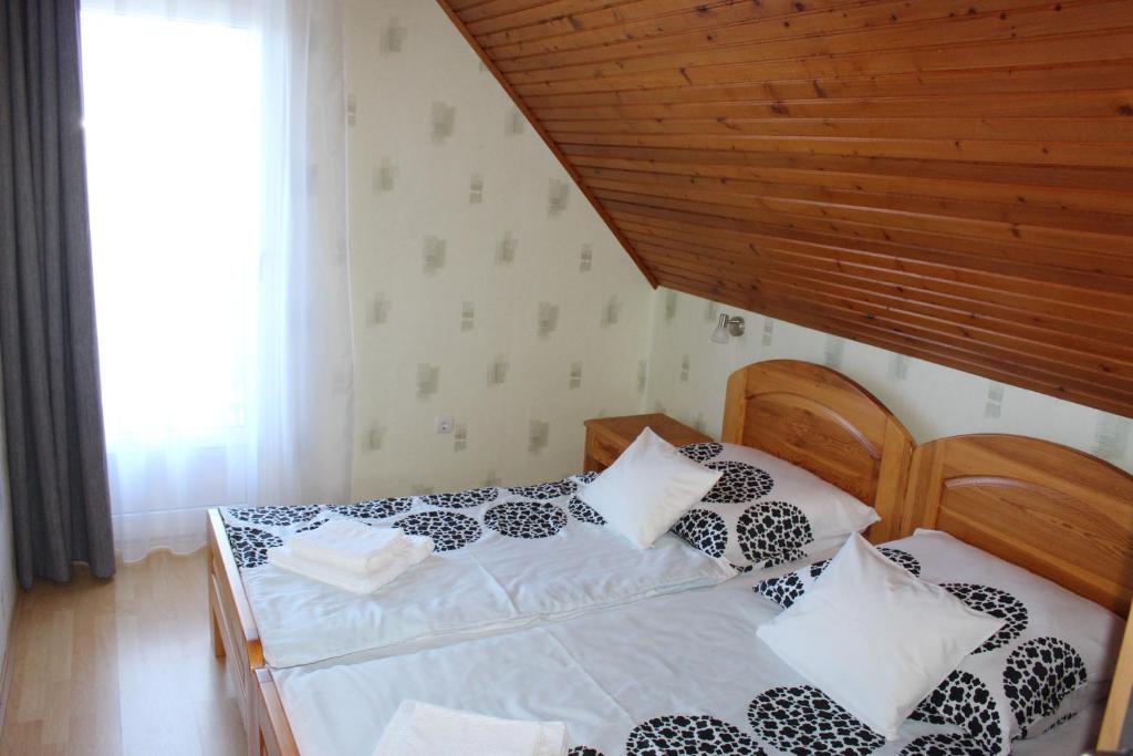 Lizi Apartman photo 4