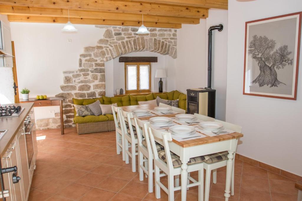 New renovated stone house photo 2