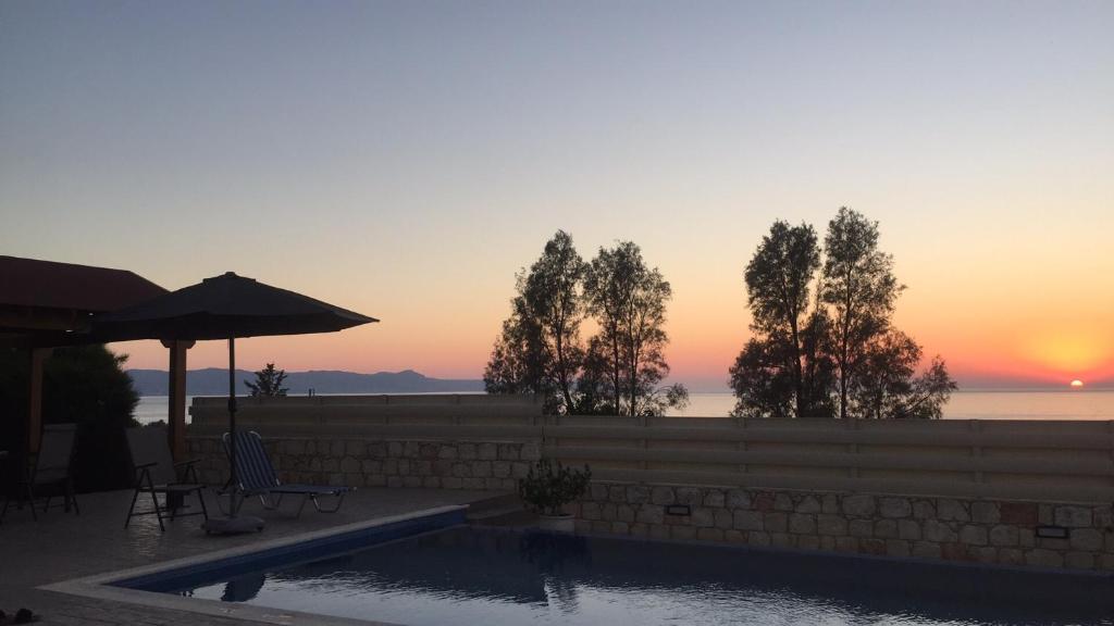 Savvas Villa photo 4