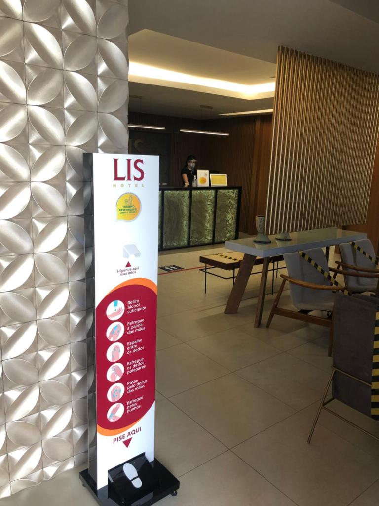 Lis Hotel photo 2