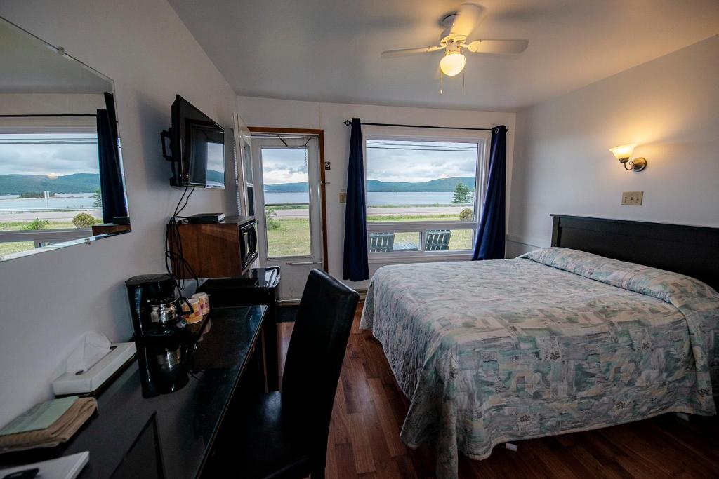 Sea Breeze Motel photo 2