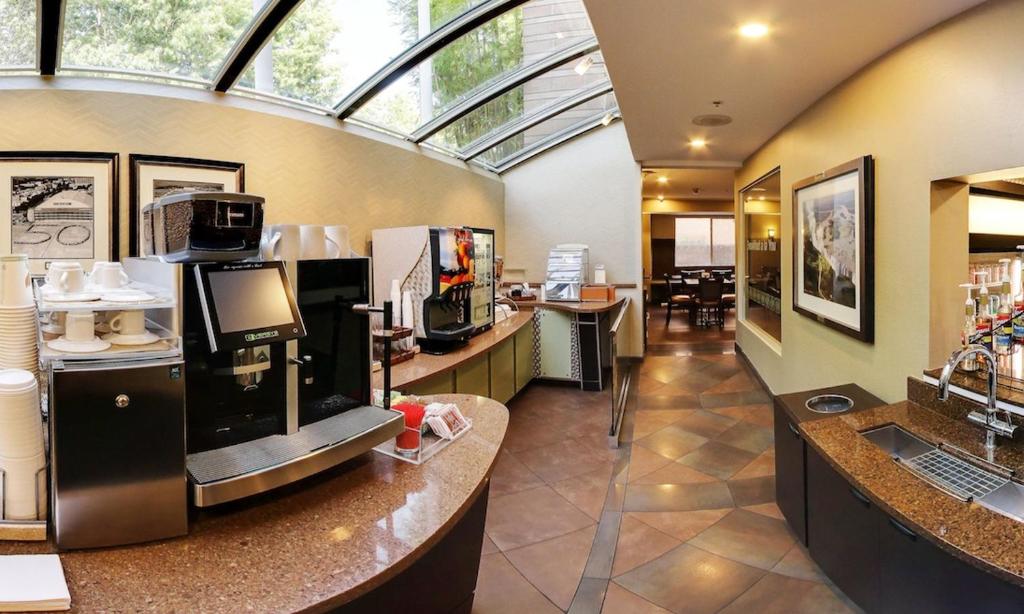 Hotel Strata photo 3