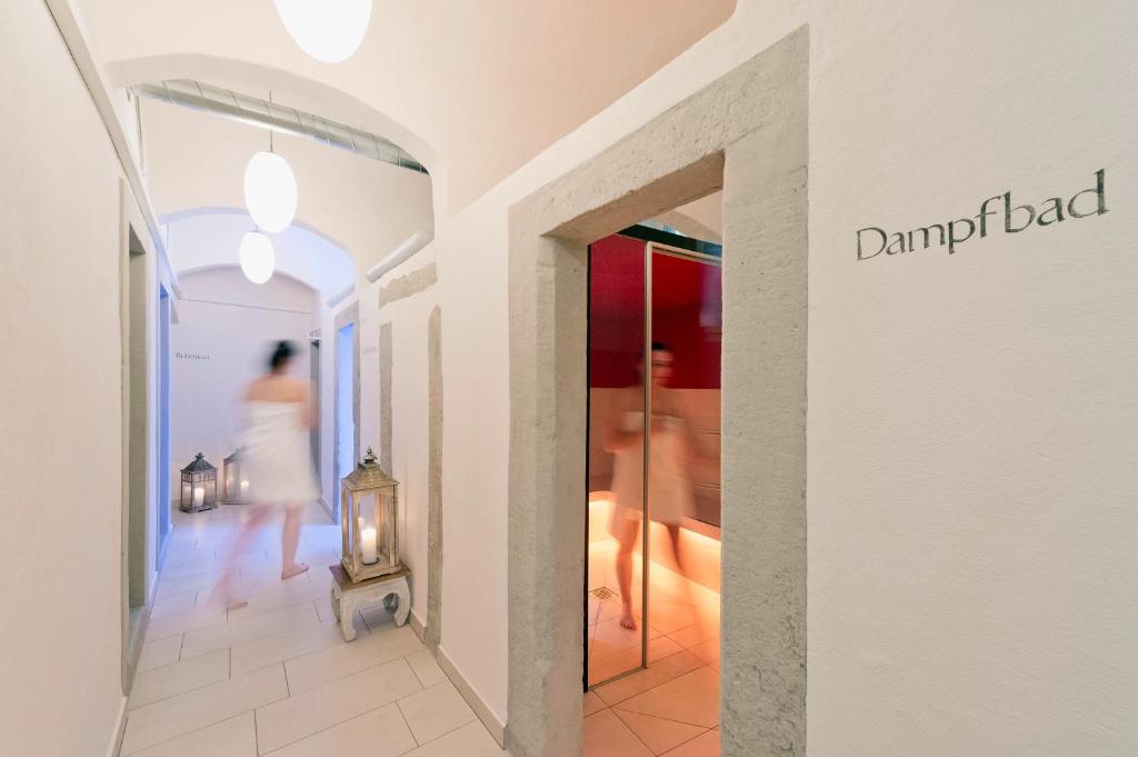 Hotel Blume - Swiss Historic Hotel photo 2