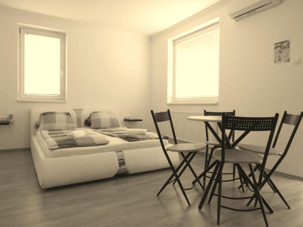 Апартаменты (Апартаменты с 2 спальнями и террасой), Családi Élmény Apartman és Vendégház