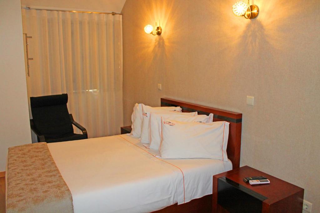 Двухместный (Улучшенный двухместный номер с 1 кроватью), Vivacity Porto - Rooms & Apartments